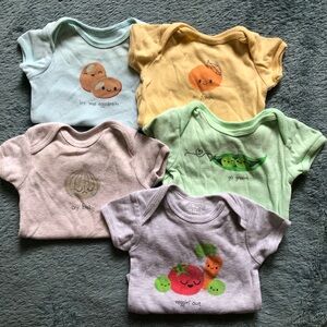 Set of 5 Baby Onesies with Cute food Prints